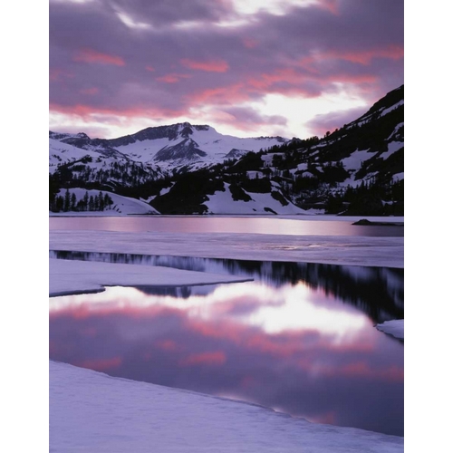CA, Sierra Nevada Mts reflecting in Ellery Lake